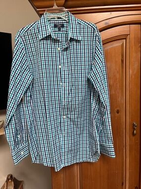 Jcrew Classic Men's Button-Up Plaid Shirt - Blue with pocket onleft side